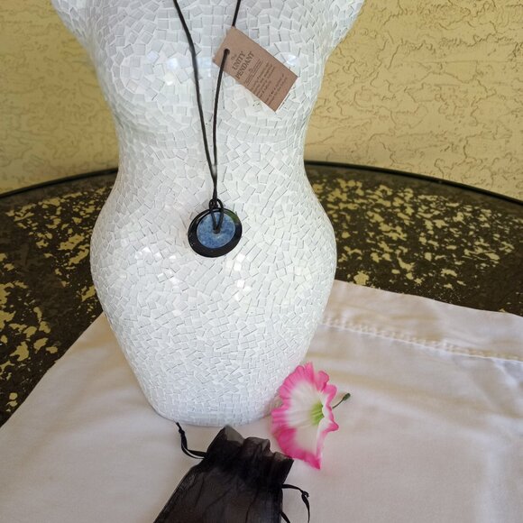 onyx and howlite necklace - Picture 2 of 13